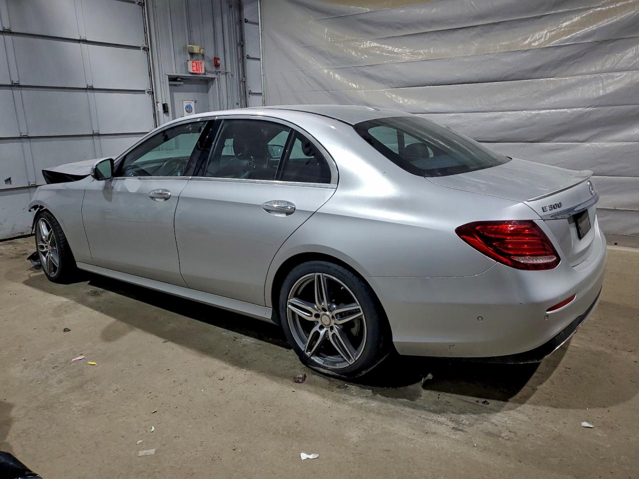2017 MERCEDES-BENZ E 300 4MATIC photo 2