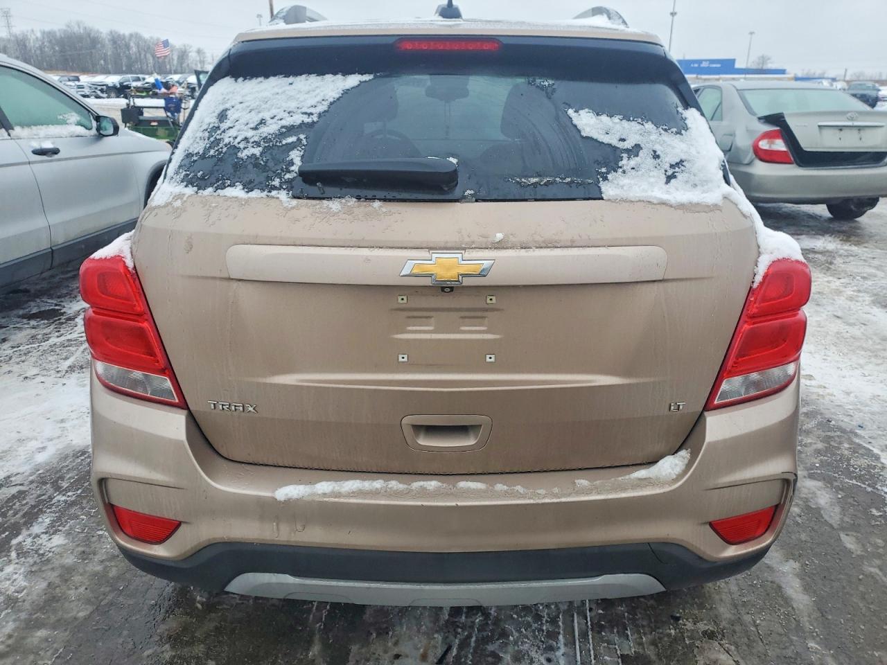 2018 CHEVROLET TRAX 1LT photo 6