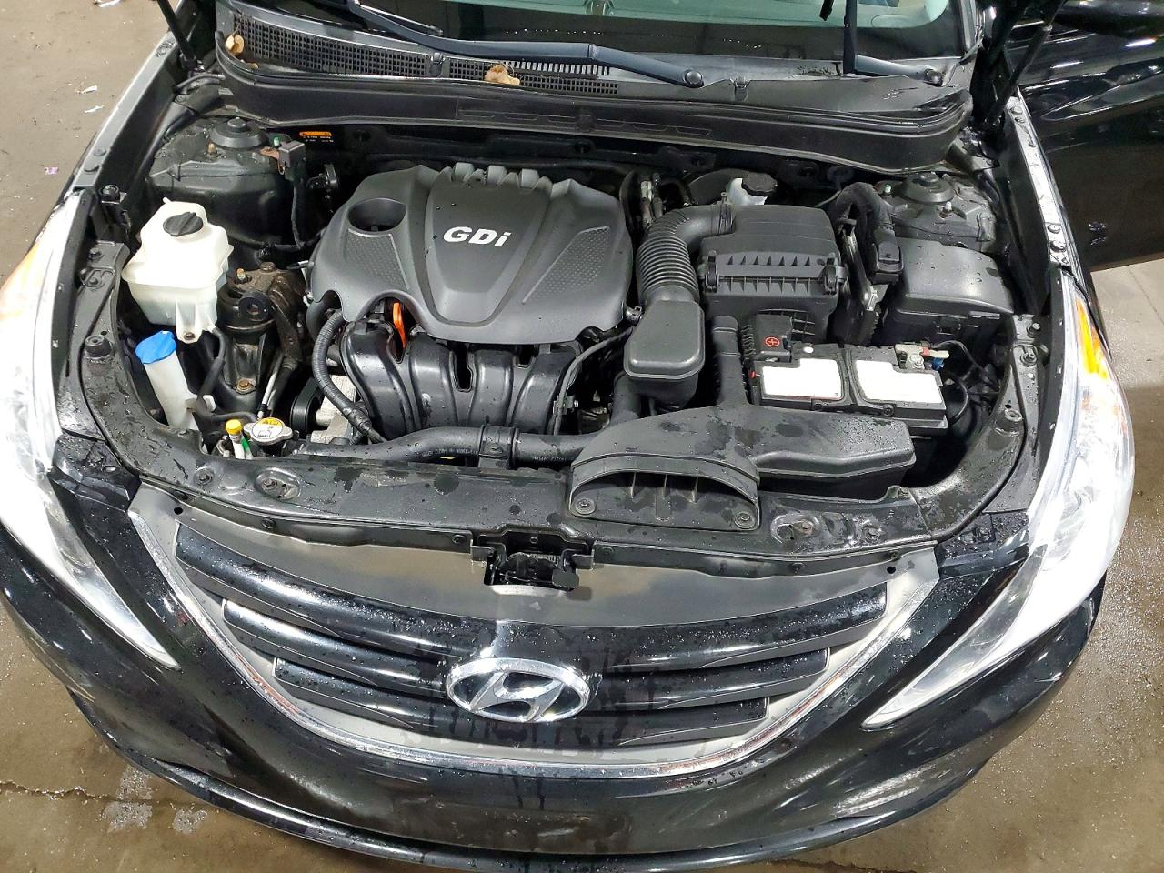 2014 HYUNDAI SONATA GLS photo 11