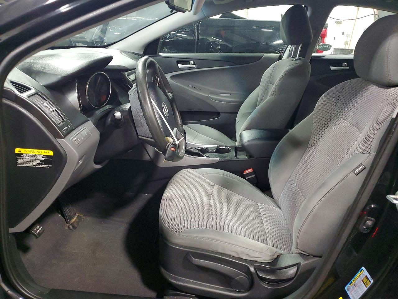 2014 HYUNDAI SONATA GLS photo 7