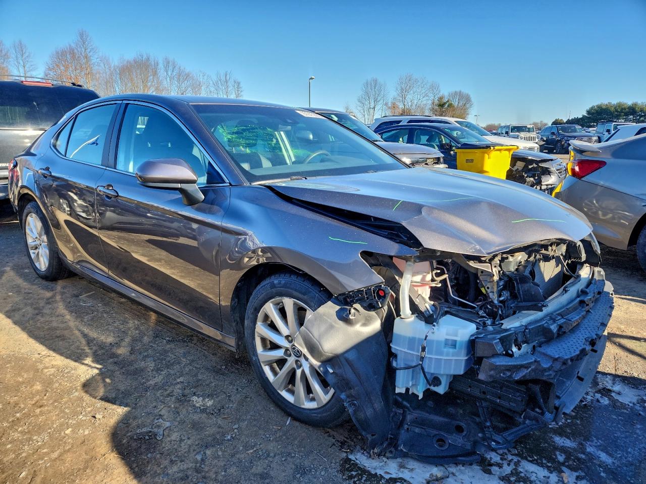2018 TOYOTA CAMRY L photo 4