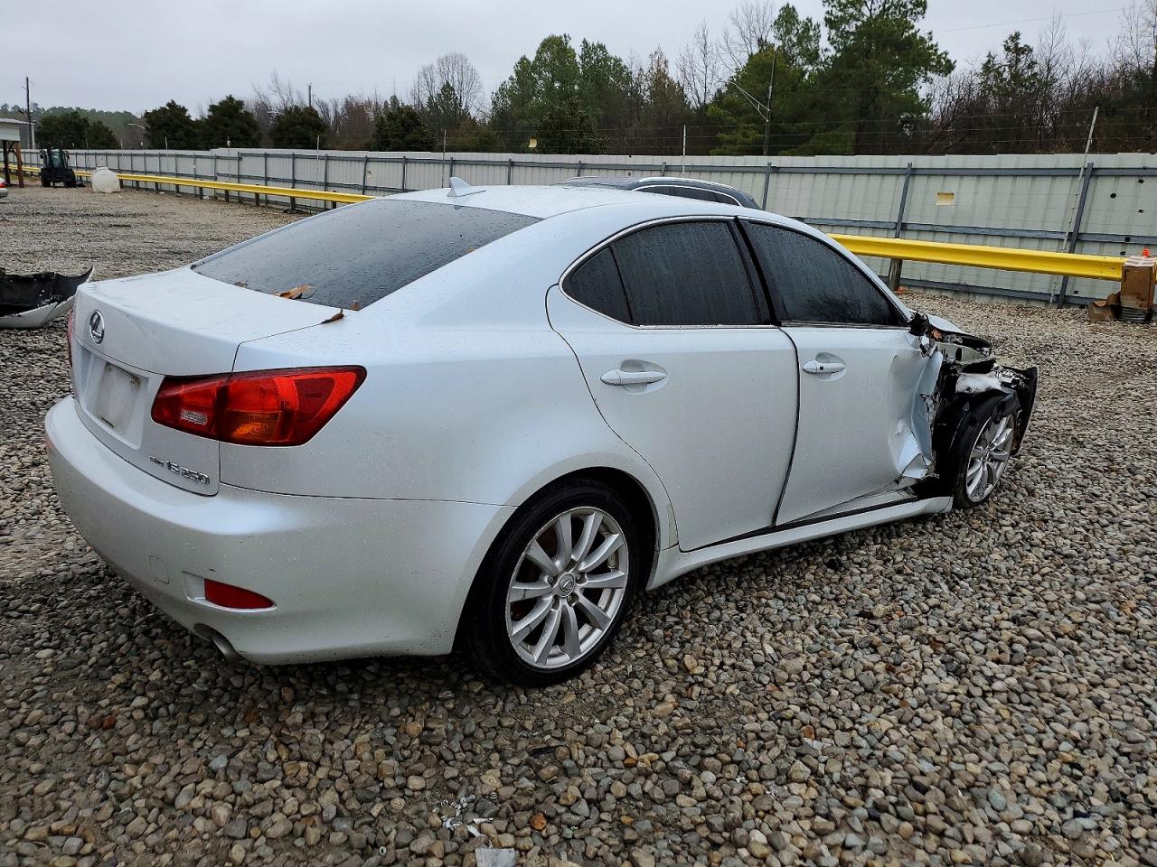 2008 LEXUS IS 250 photo 3