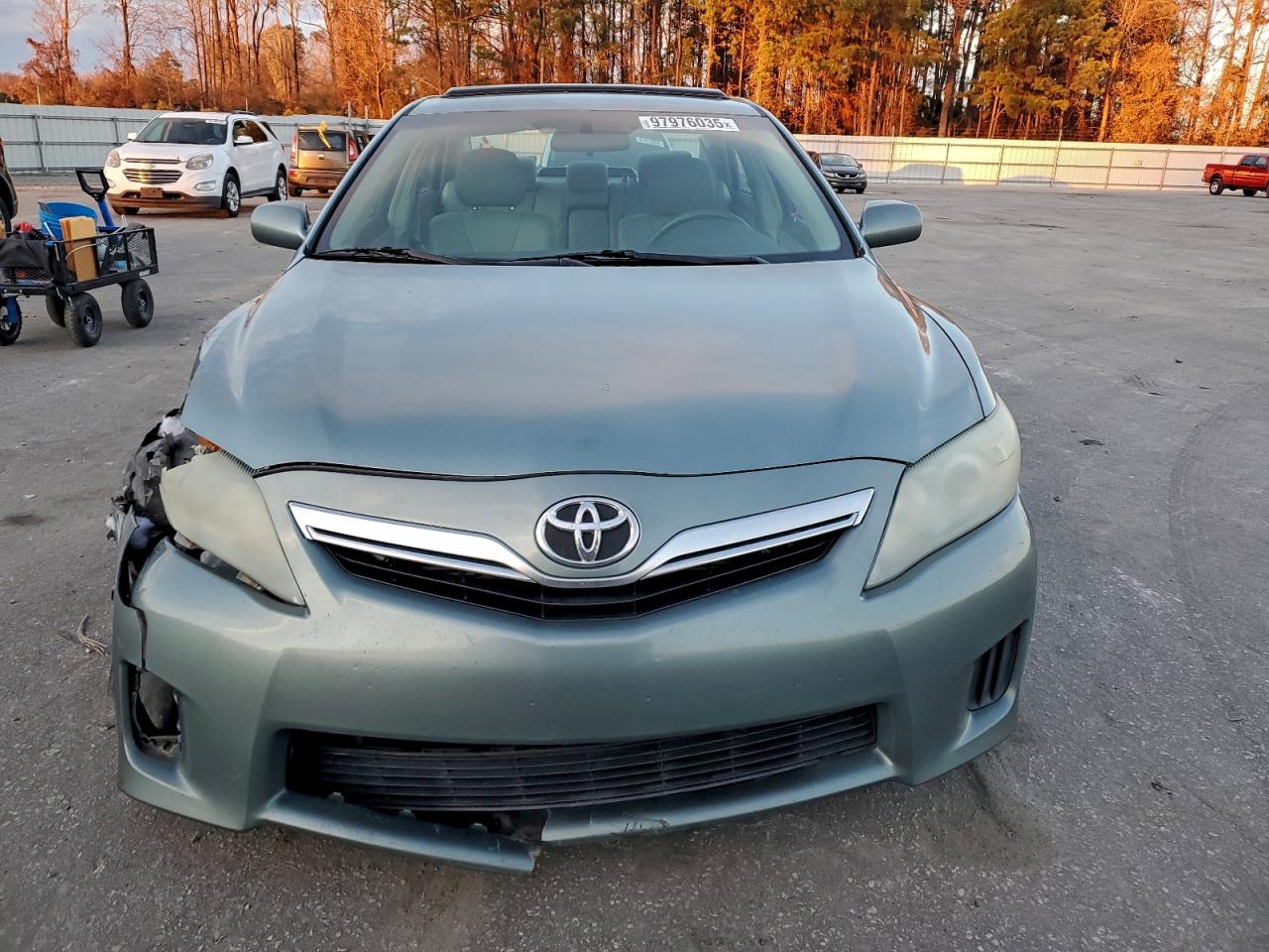 2011 TOYOTA CAMRY HYBRID photo 5