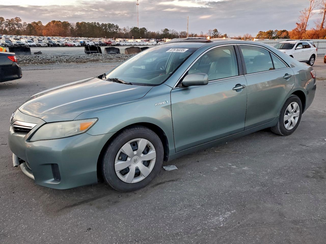 2011 TOYOTA CAMRY