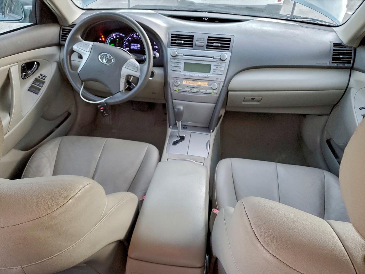 2011 TOYOTA CAMRY HYBRID photo 8
