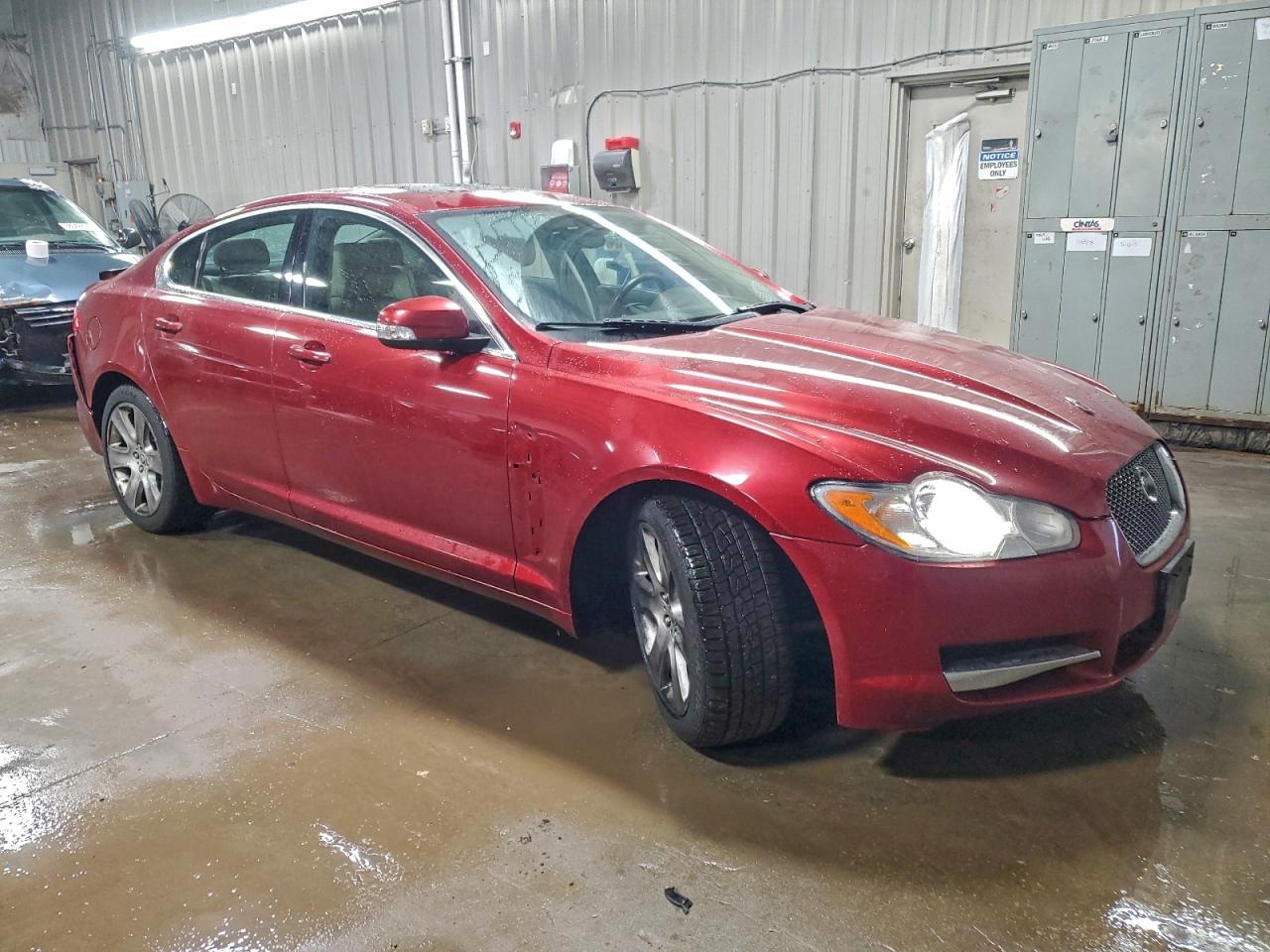 2009 JAGUAR XF LUXURY photo 4