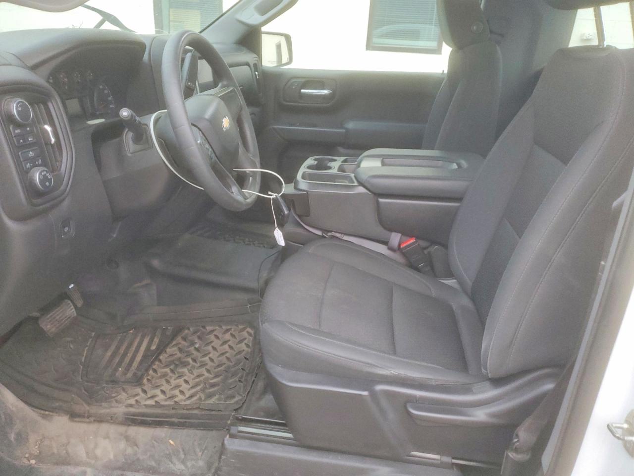 2023 CHEVROLET SILVERADO K1500 photo 7
