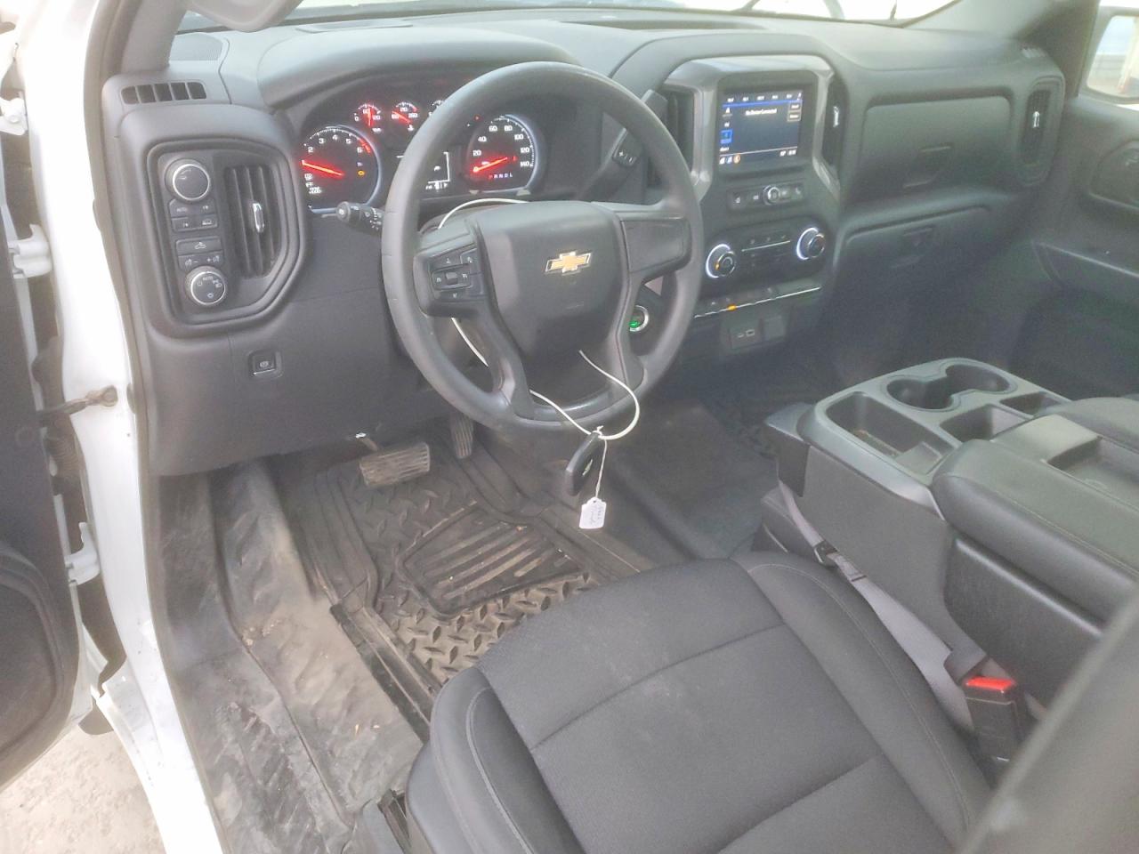 2023 CHEVROLET SILVERADO K1500 photo 8