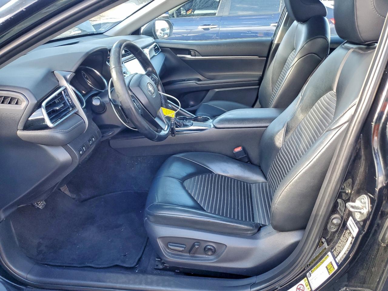2018 TOYOTA CAMRY L photo 7