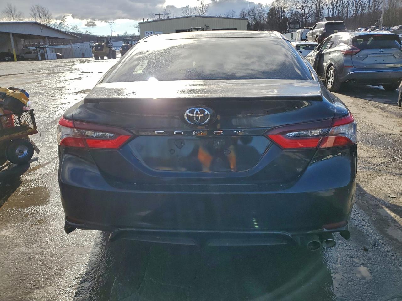 2018 TOYOTA CAMRY L photo 6