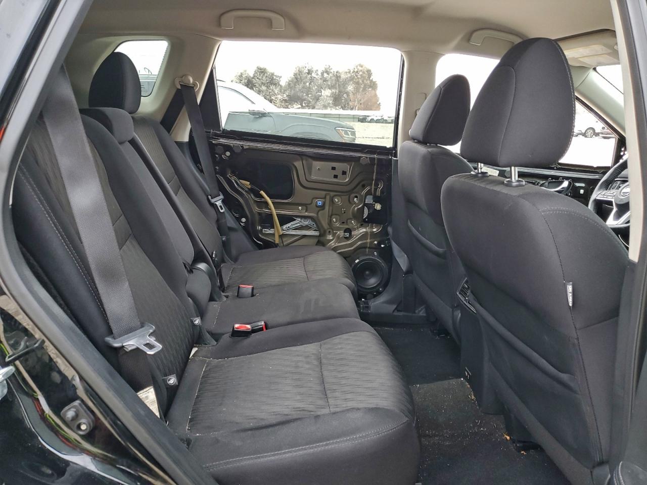 2019 NISSAN ROGUE S photo 11