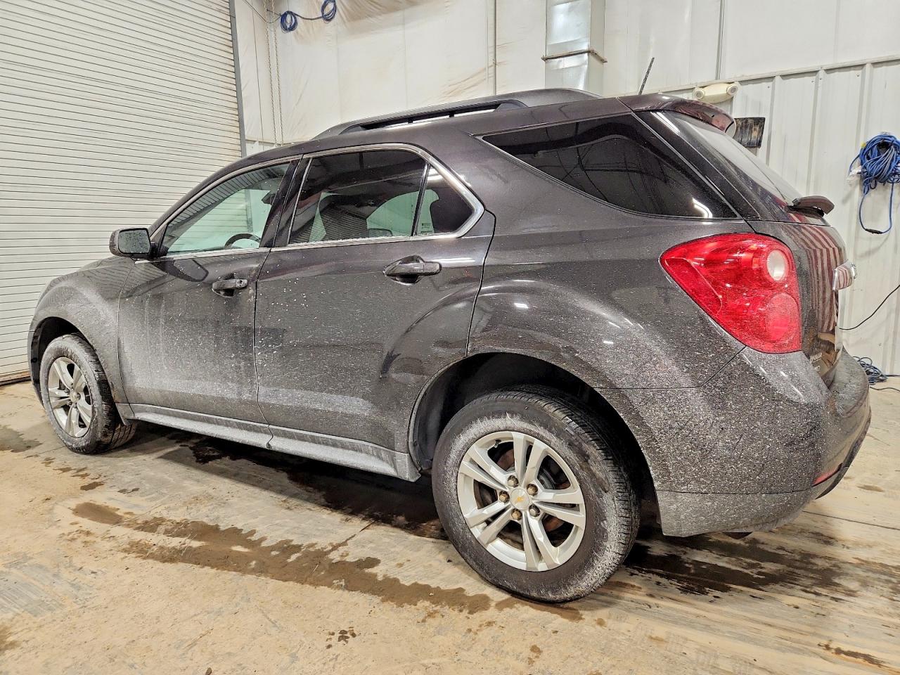 2015 CHEVROLET EQUINOX LT photo 2