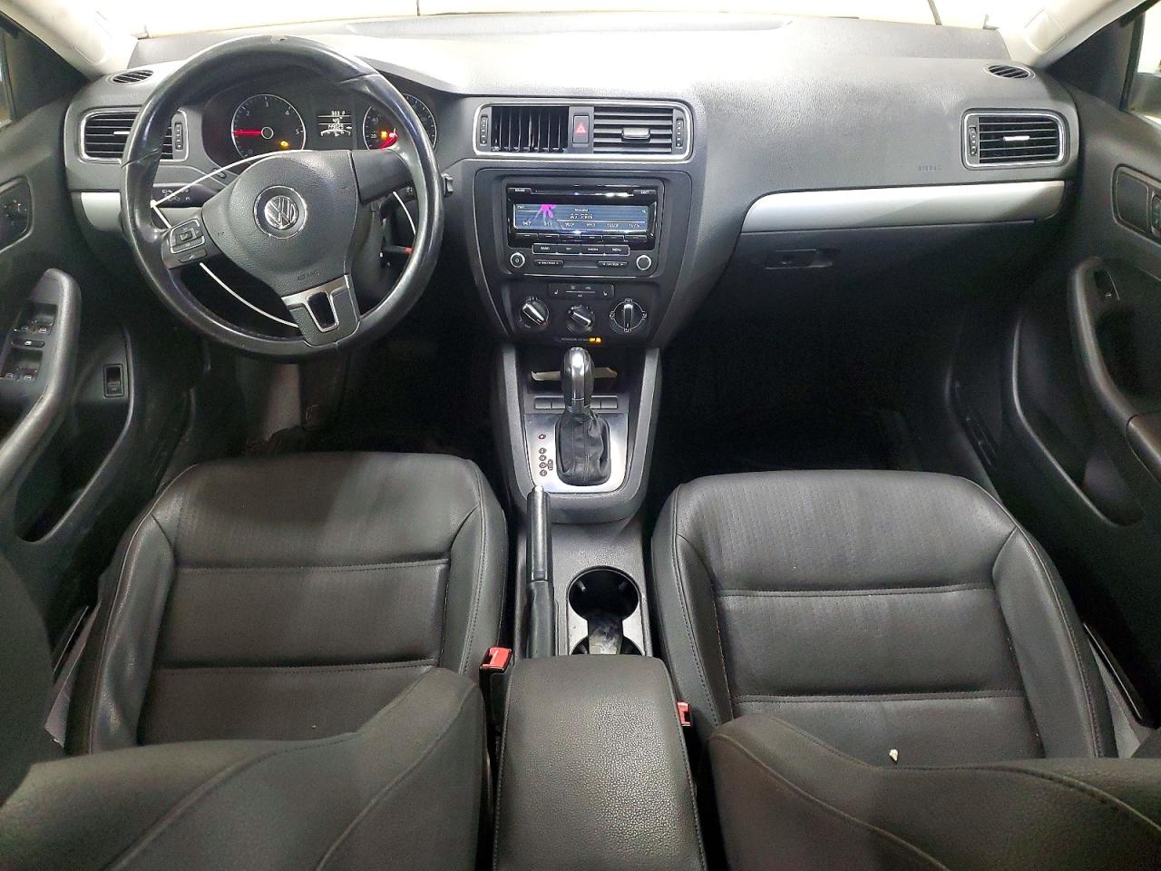 2012 VOLKSWAGEN JETTA TDI photo 8