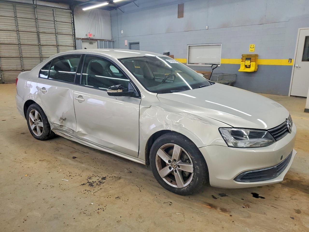 2012 VOLKSWAGEN JETTA TDI photo 4