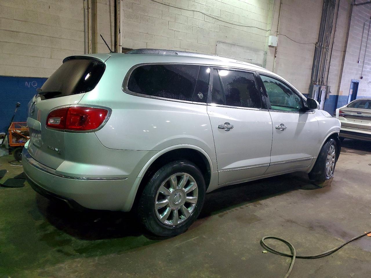 2014 BUICK ENCLAVE photo 3