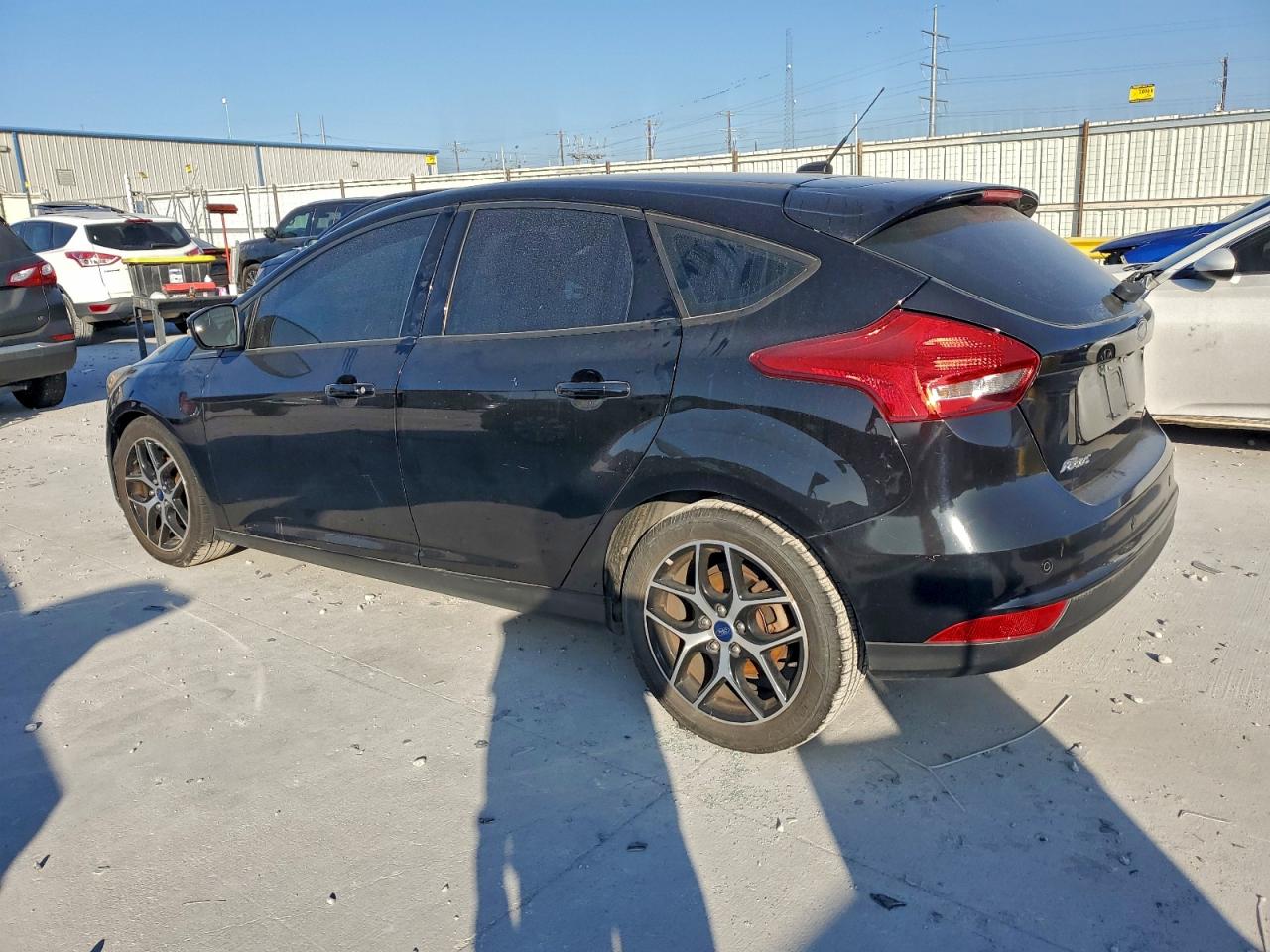 2017 FORD FOCUS SEL photo 2