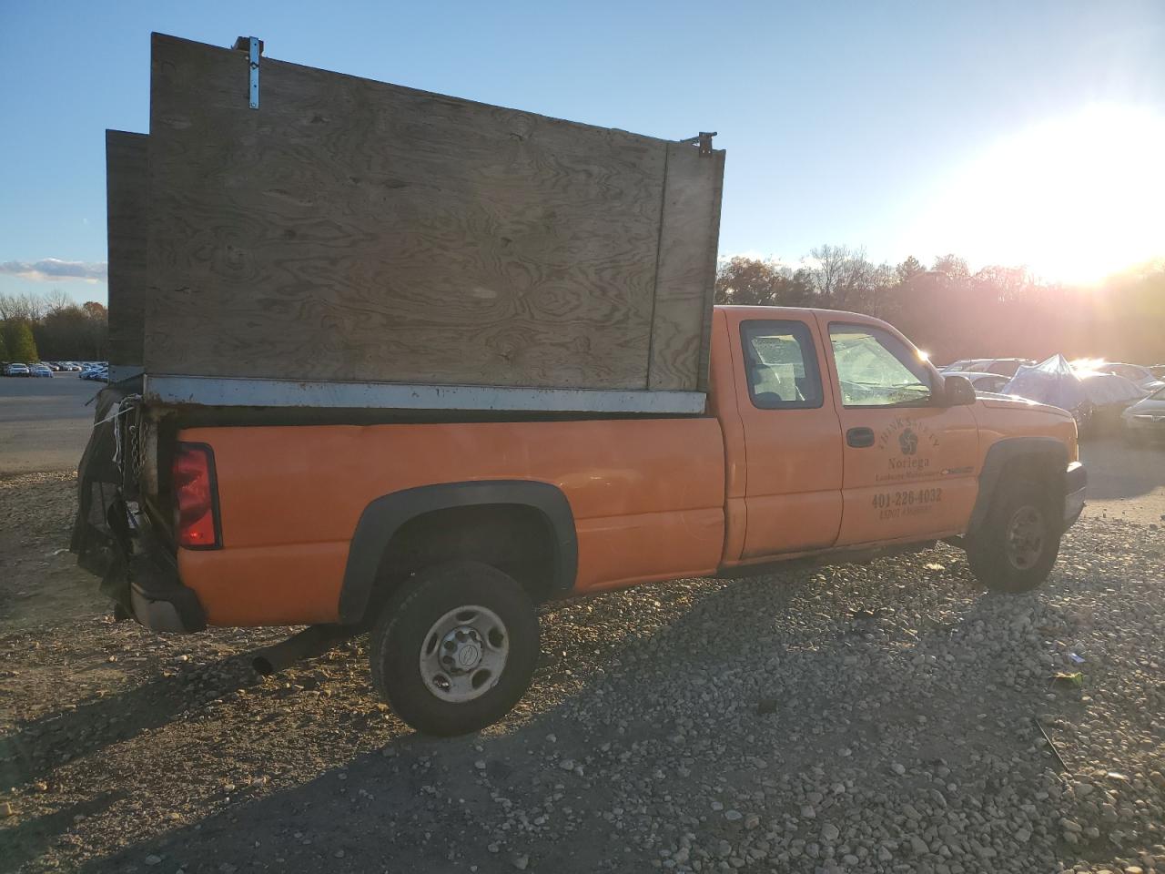 2006 CHEVROLET SILVERADO C2500 HEAVY DUTY photo 3