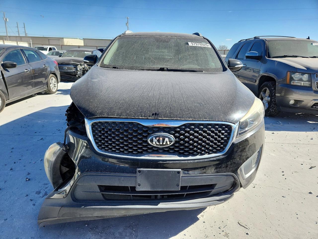 2017 KIA SORENTO LX photo 9