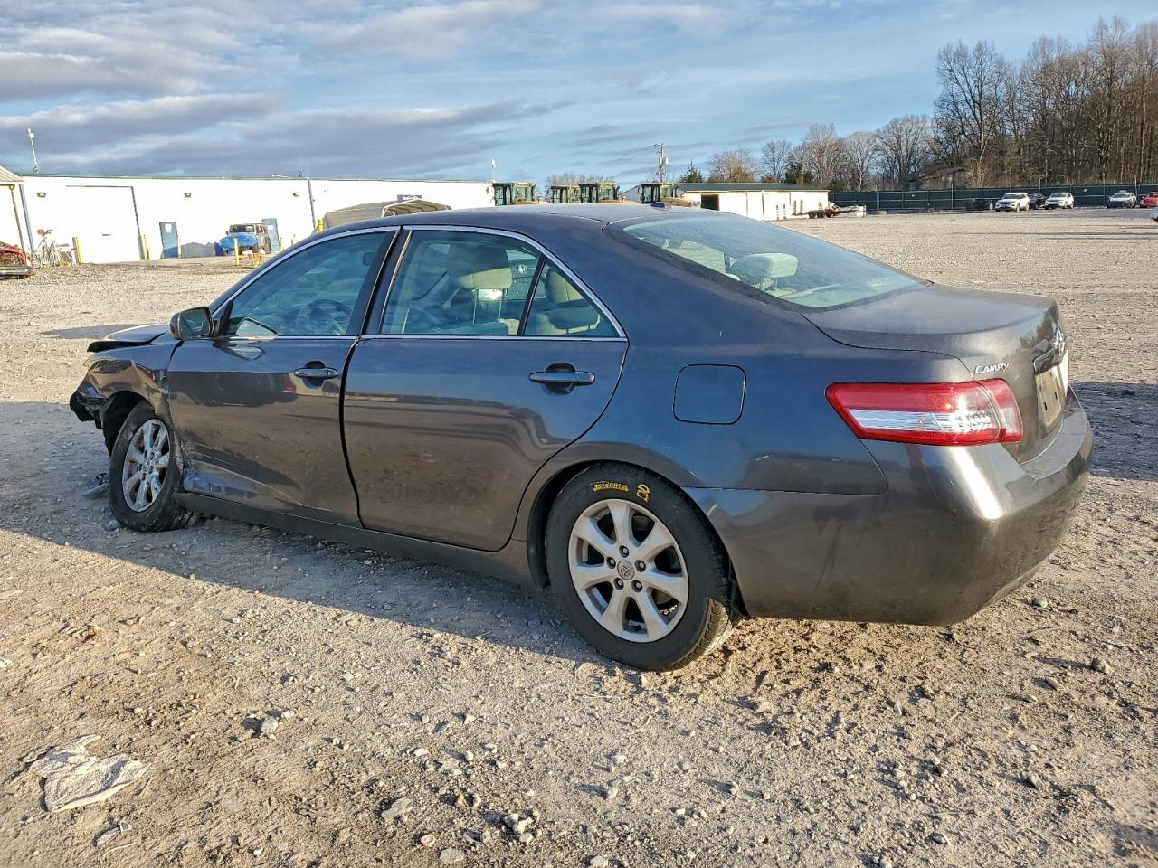 2011 TOYOTA CAMRY BASE photo 2
