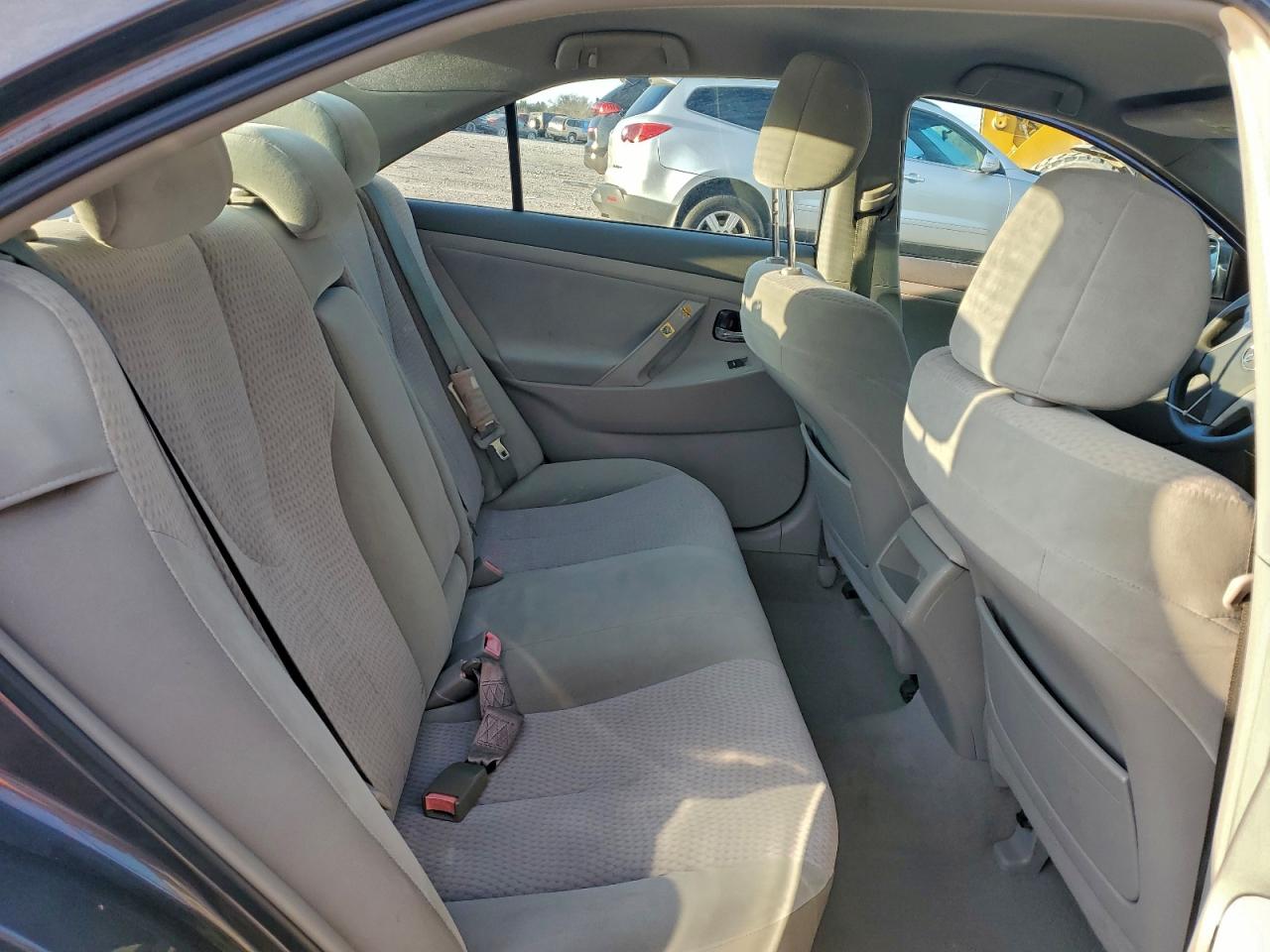 2011 TOYOTA CAMRY BASE photo 10