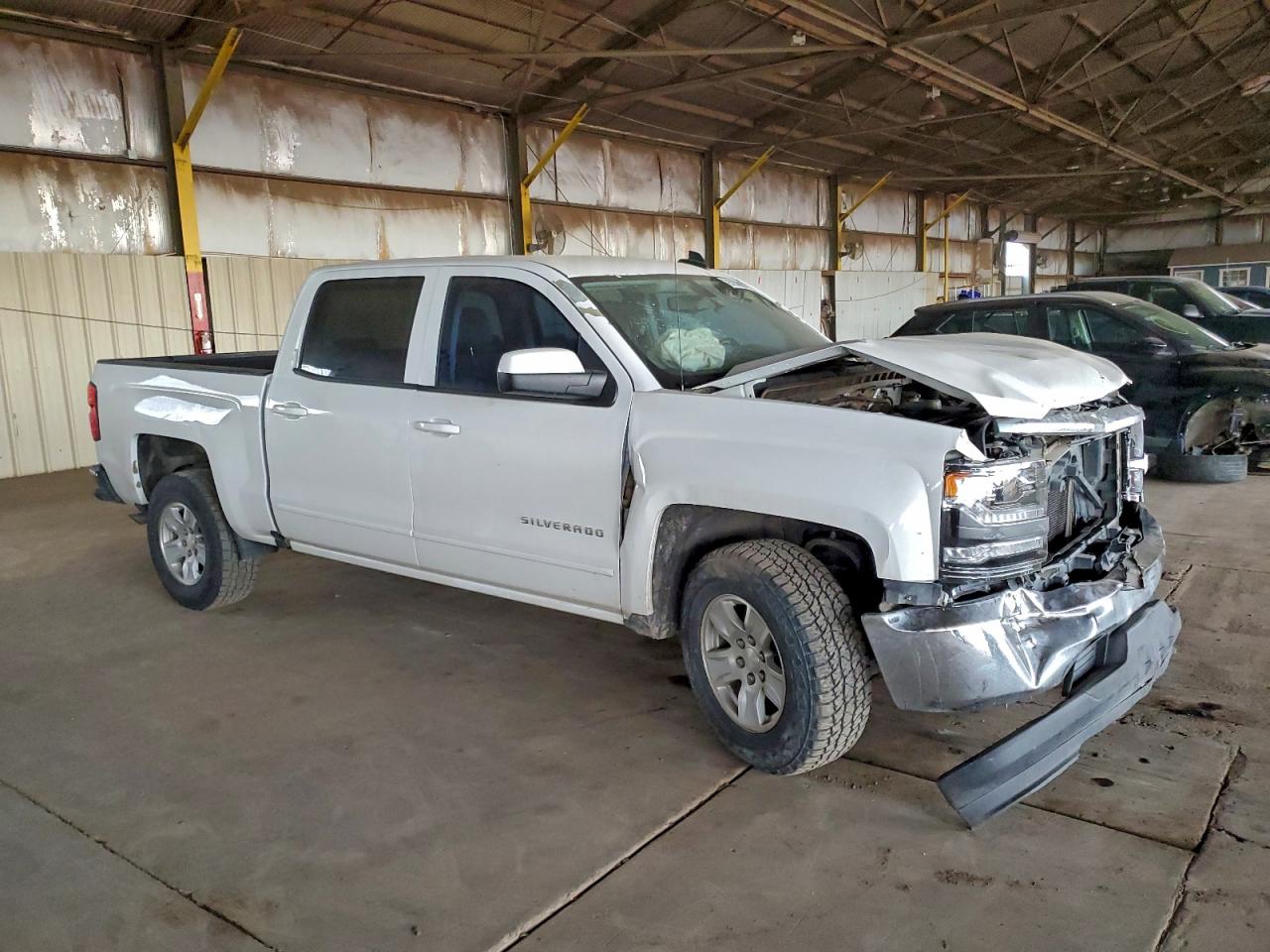 2016 CHEVROLET SILVERADO C1500 LT photo 4