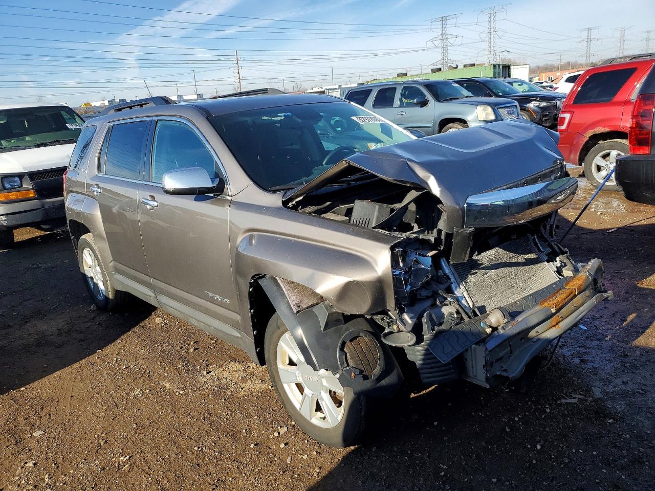 2012 GMC TERRAIN SLE photo 4