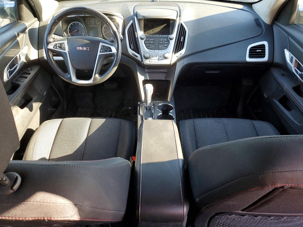 2012 GMC TERRAIN SLE photo 8