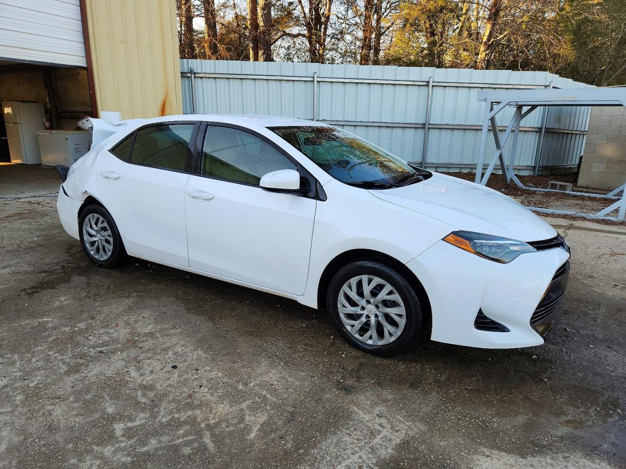 2019 TOYOTA COROLLA L photo 4