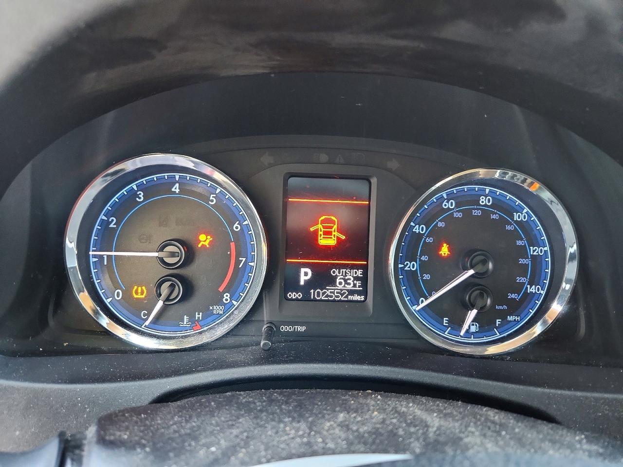 2019 TOYOTA COROLLA L photo 9