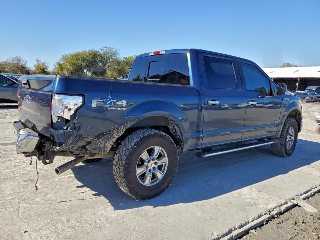 2015 FORD F150 SUPERCREW photo 3