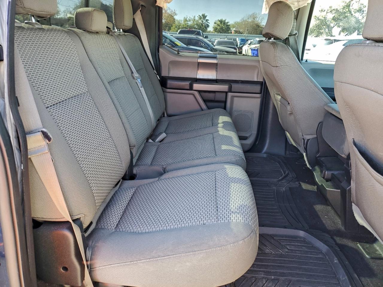 2015 FORD F150 SUPERCREW photo 10