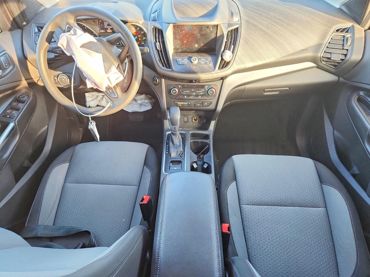 2019 FORD ESCAPE SE photo 8