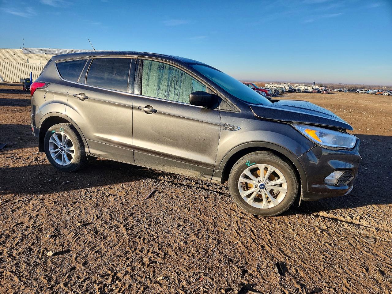 2019 FORD ESCAPE SE photo 4