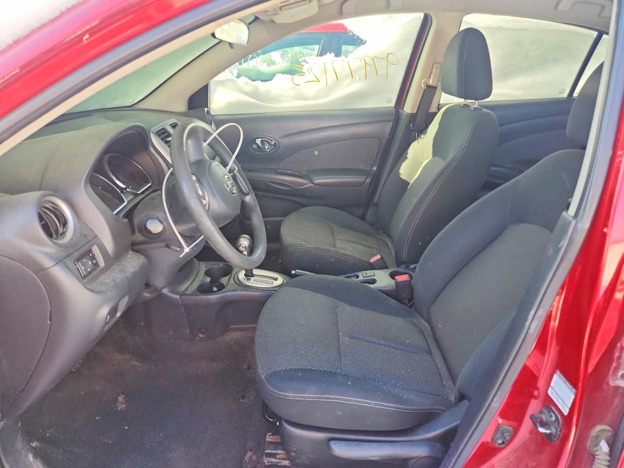 2014 NISSAN VERSA S photo 7