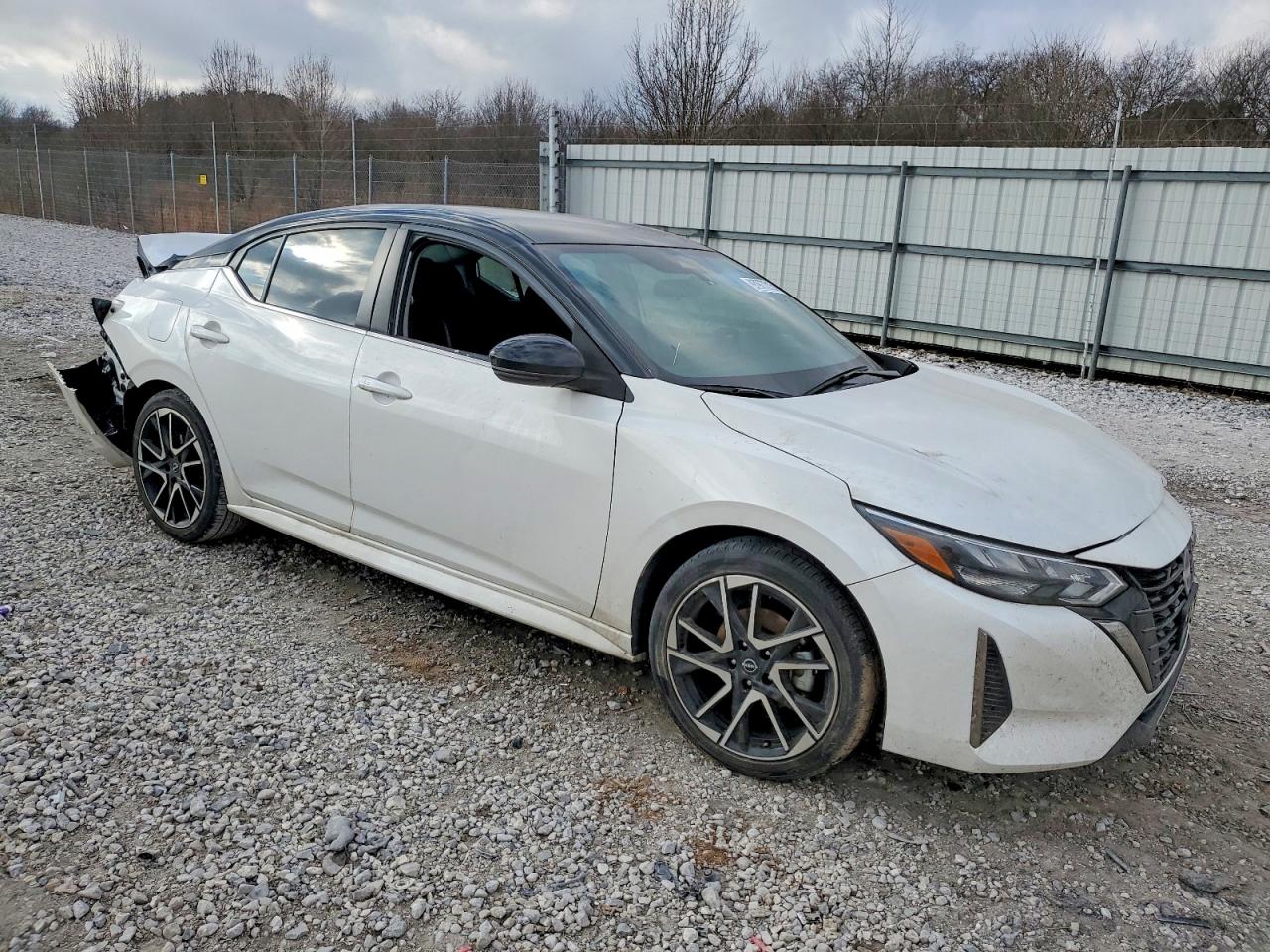 2024 NISSAN SENTRA SR photo 4