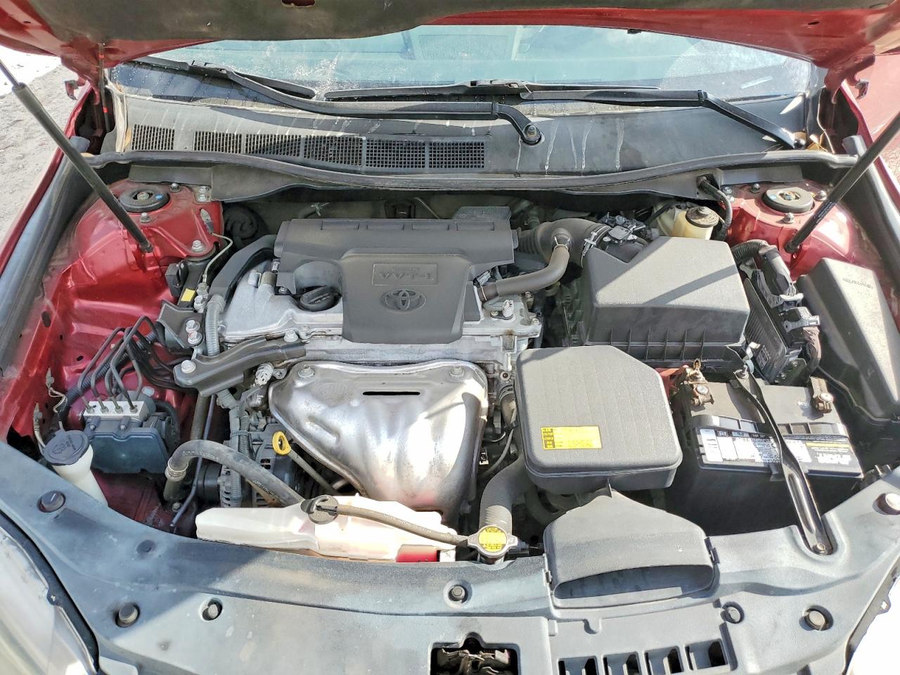 2015 TOYOTA CAMRY LE photo 11