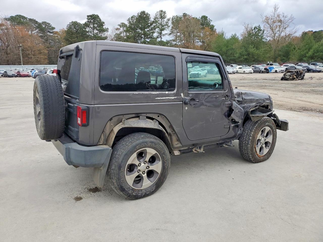 2016 JEEP WRANGLER SAHARA photo 7