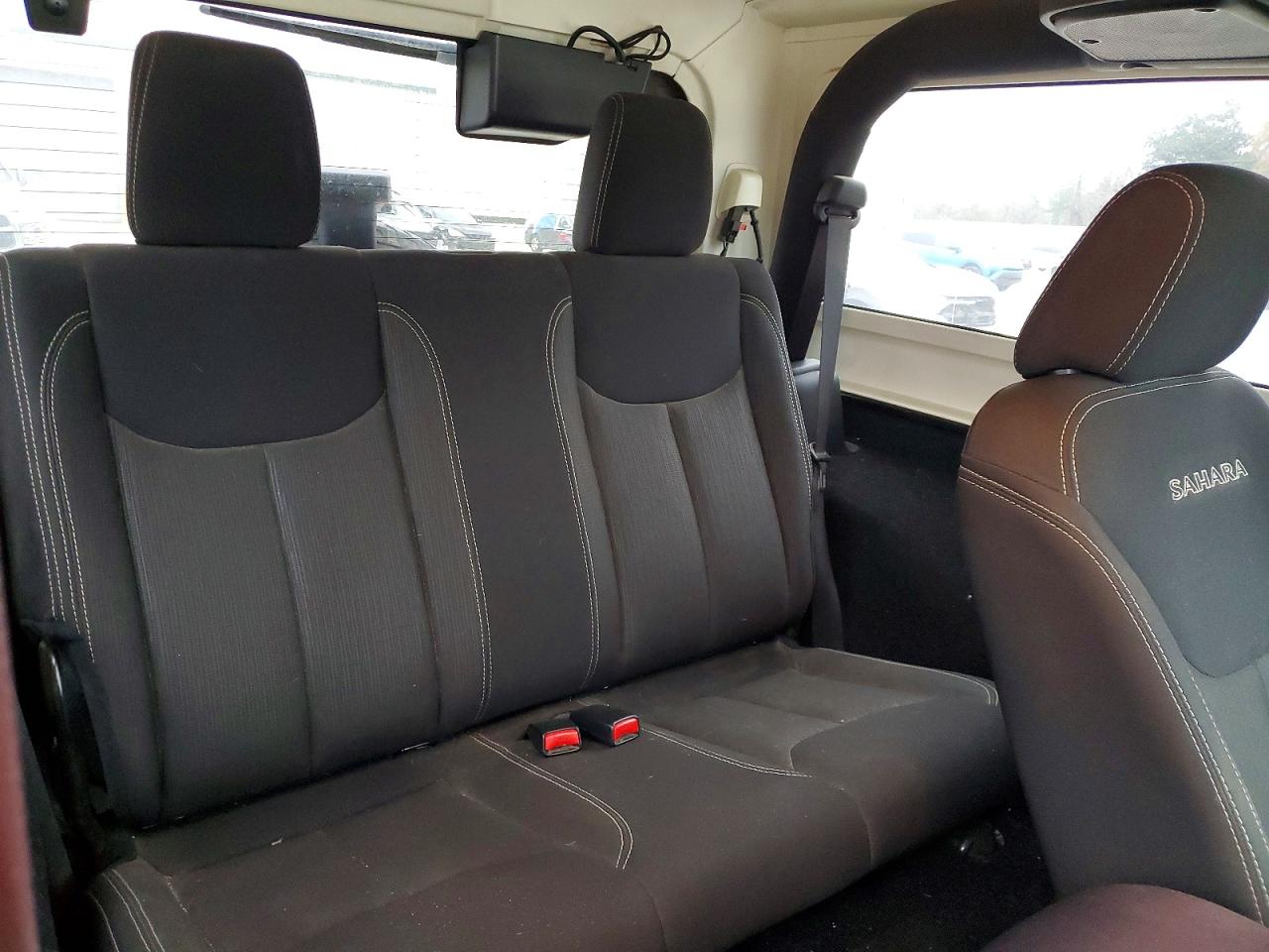 2016 JEEP WRANGLER SAHARA photo 28