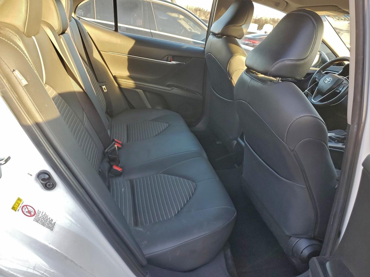 2018 TOYOTA CAMRY L photo 28