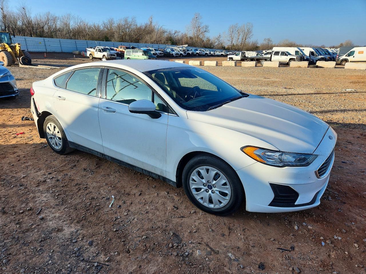 2020 FORD FUSION S photo 4