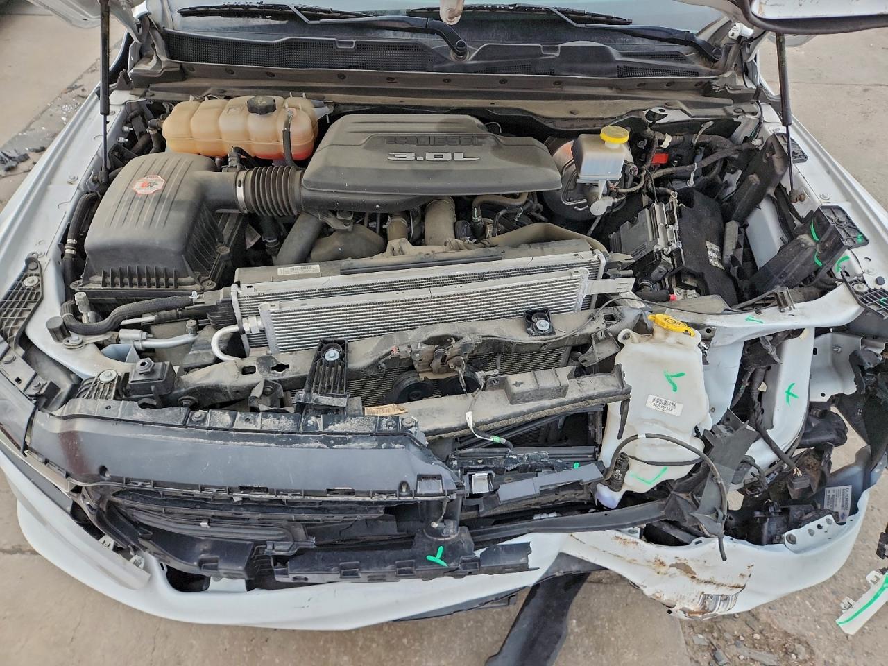 2021 RAM 1500 LIMITED photo 11