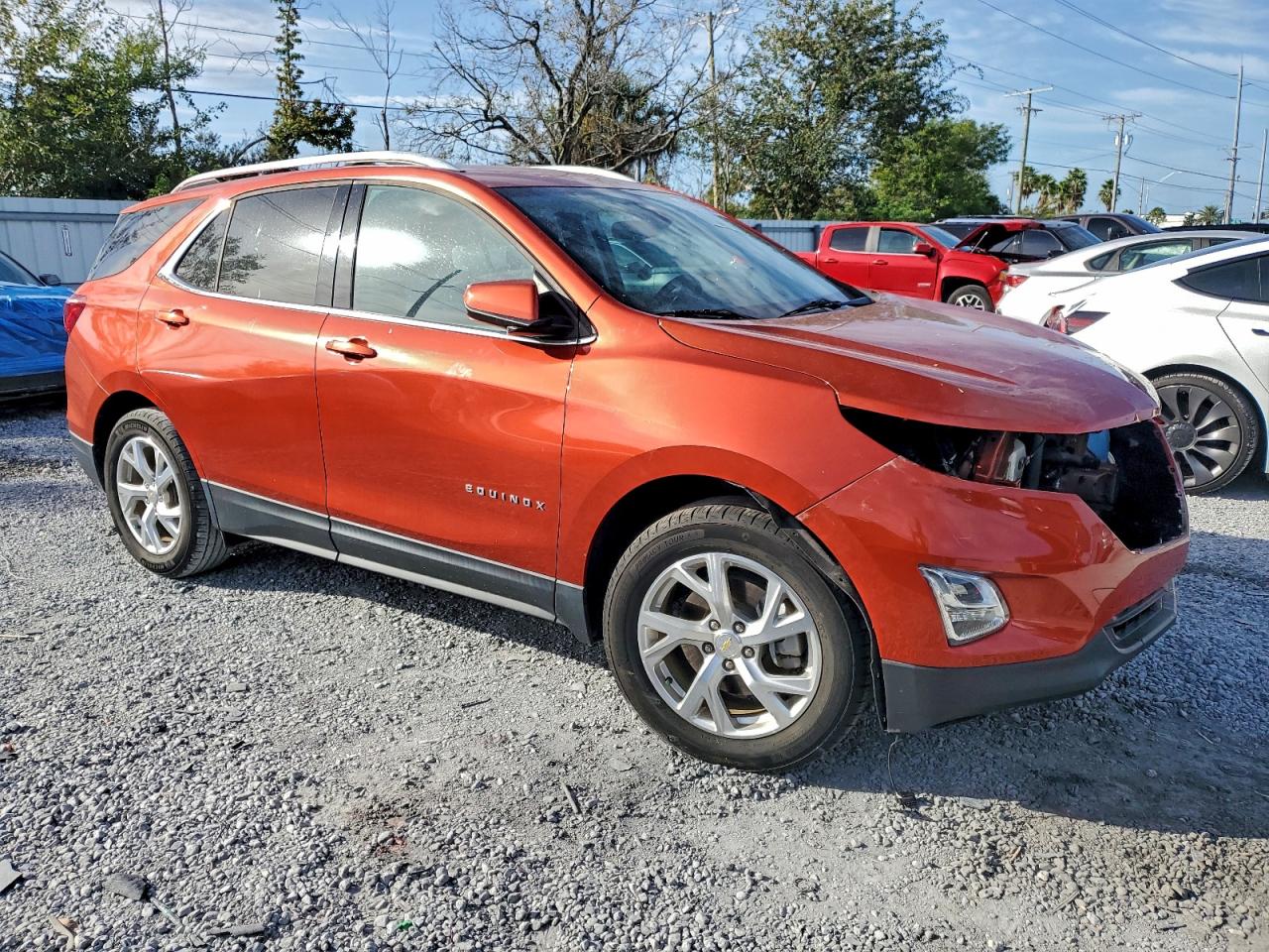 2020 CHEVROLET EQUINOX LT photo 4