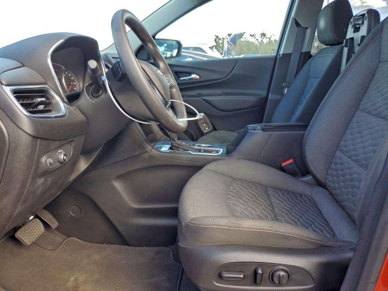 2020 CHEVROLET EQUINOX LT photo 7