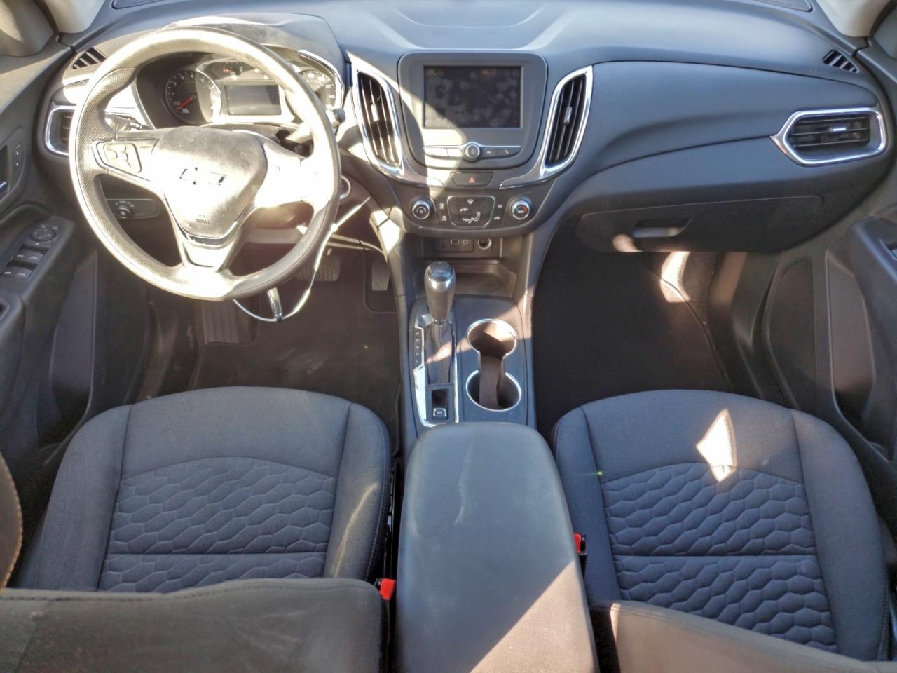 2020 CHEVROLET EQUINOX LT photo 8