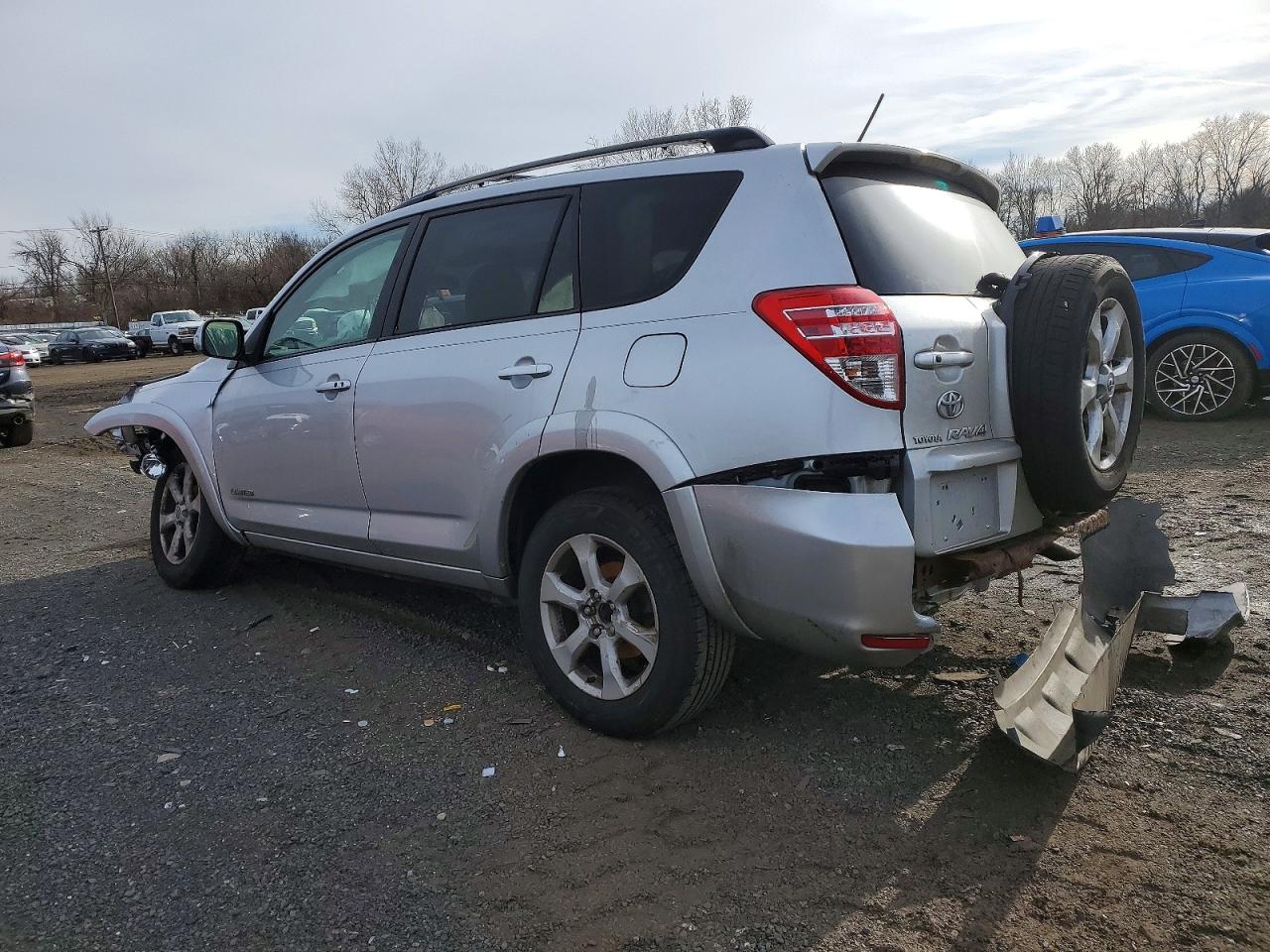 2010 TOYOTA RAV4 LIMITED photo 2