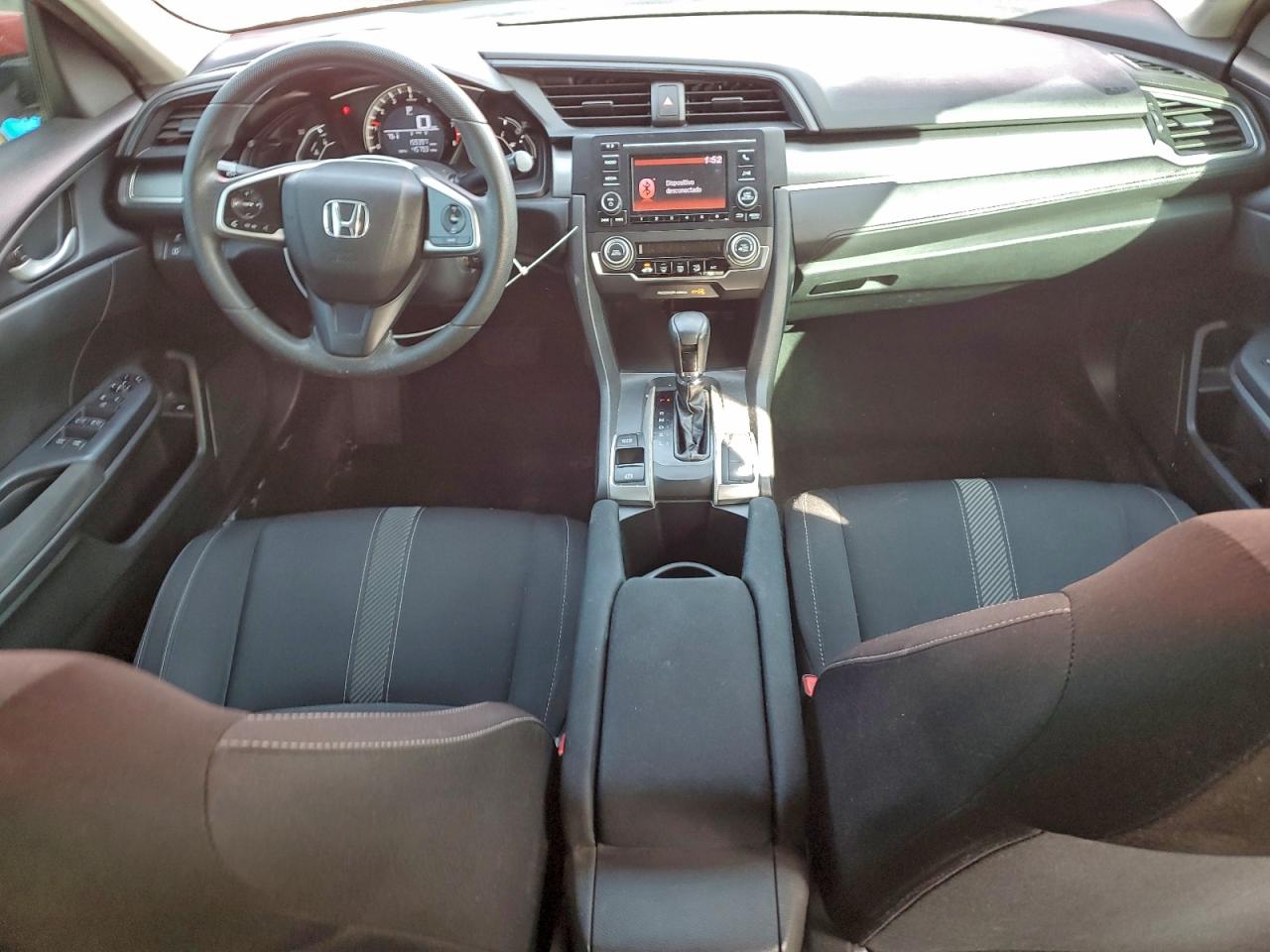 2016 HONDA CIVIC LX photo 8