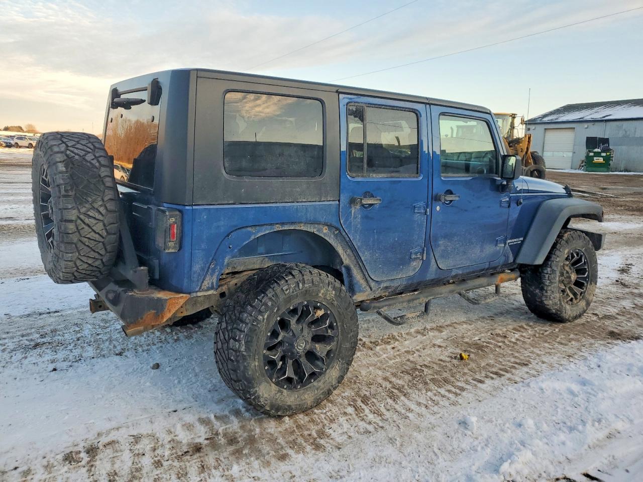 2010 JEEP WRANGLER UNLIMITED SPORT photo 3