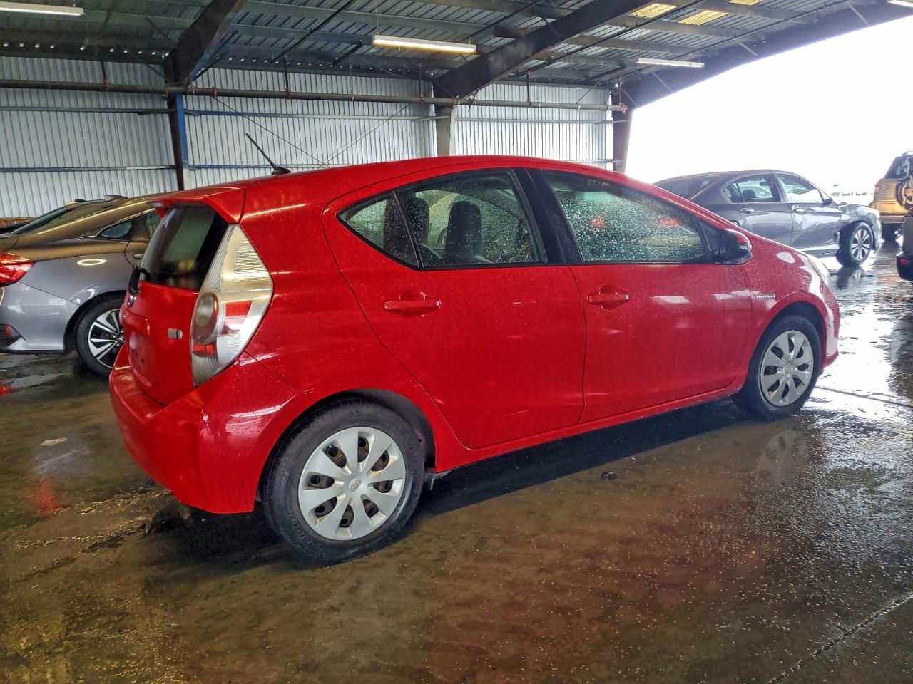 2012 TOYOTA PRIUS C photo 3