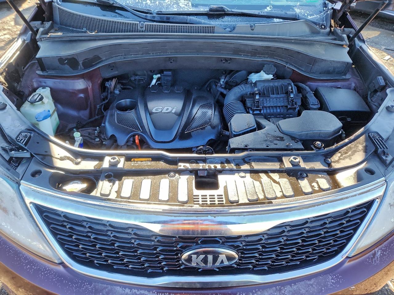 2015 KIA SORENTO LX photo 12