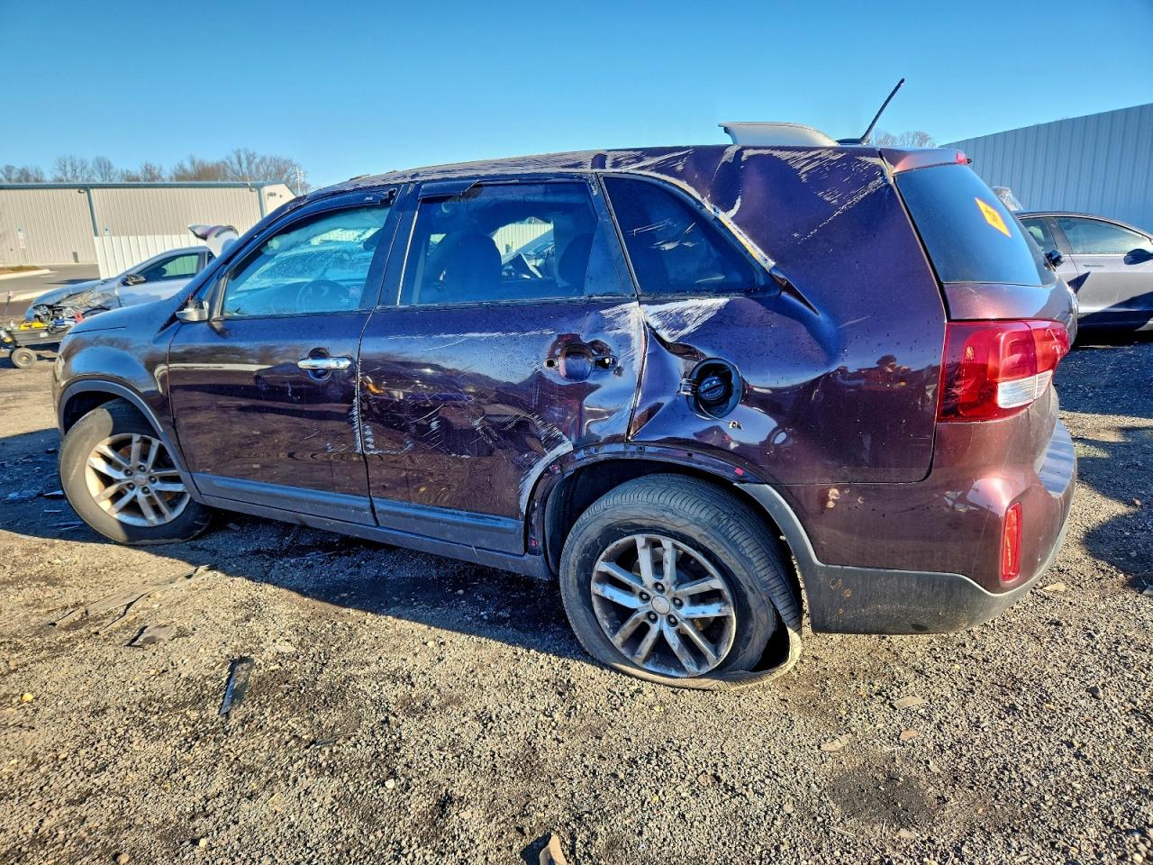 2015 KIA SORENTO LX photo 2